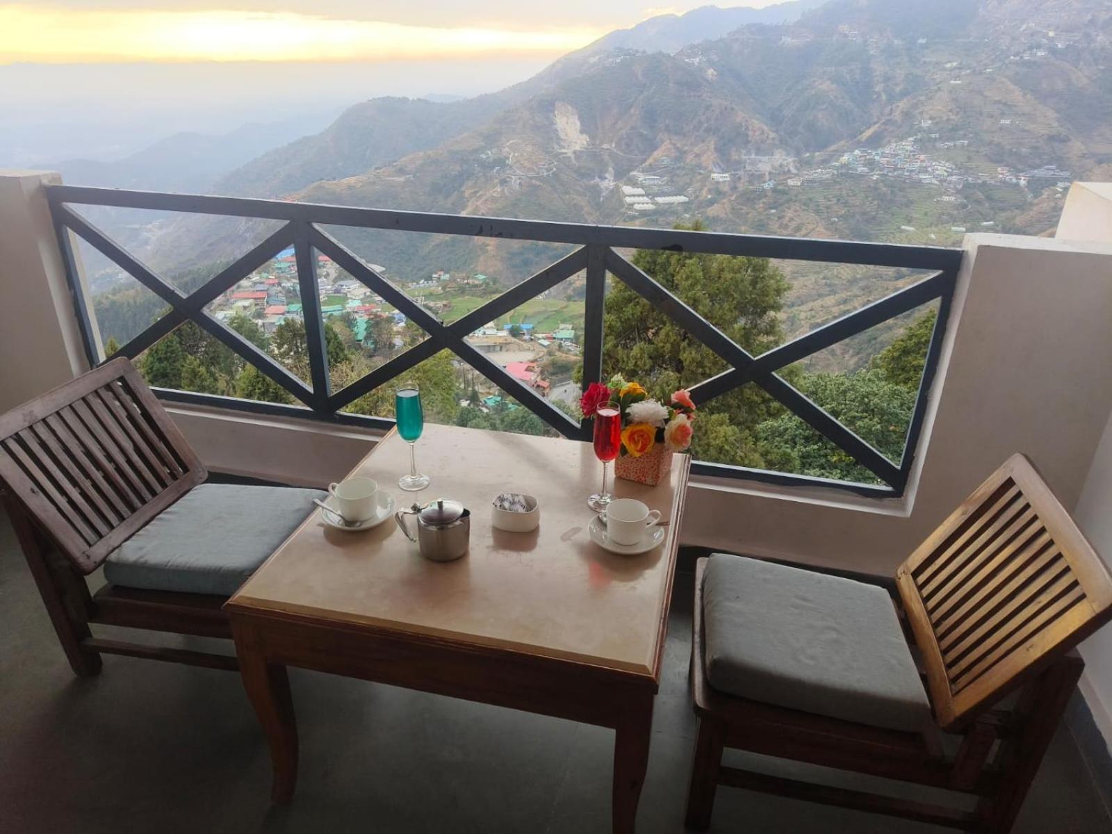 Green N Breeze Resorts Mussoorie Dış mekan fotoğraf